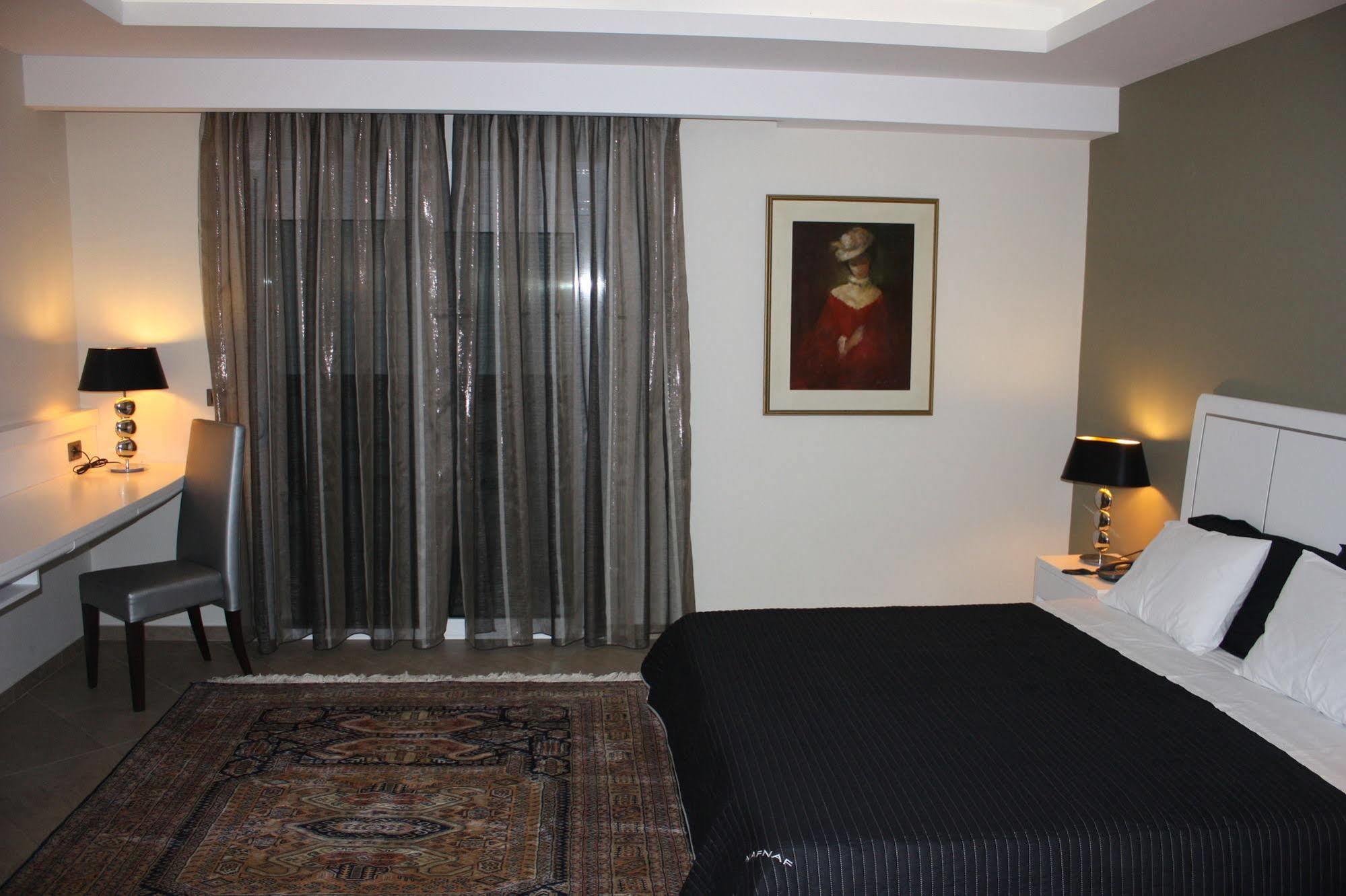 Hotel Cariatis Nea Kallikrateia 외부 사진